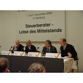 27. Deutscher Steuerberatertag, Hamburg 2004 - Pressekonferenz 27. Deutscher Steuerberatertag, Hamburg 2004 - Pressekonferenz