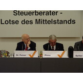 27. Deutscher Steuerberatertag, Hamburg 2004 - Pressekonferenz 27. Deutscher Steuerberatertag, Hamburg 2004 - Pressekonferenz
