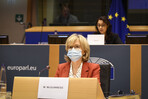 Von der Leyens neue Ritterschaft: Mairead McGuiness, die Nachrückerin